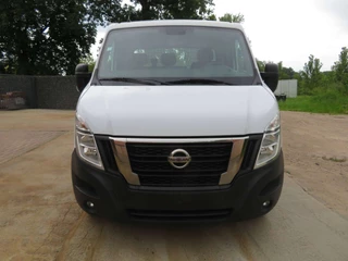 Nissan NV400