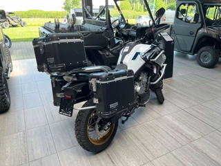 CFMOTO 800 MT