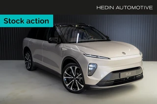 NIO EL8