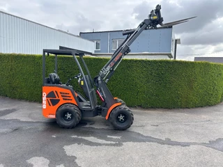 Kubota Castloaders Type 825 D