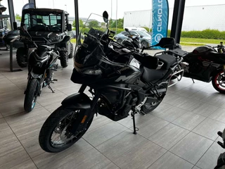 CFMOTO 700 MT