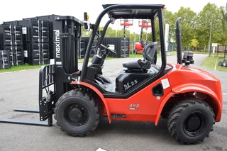 Maximal 2.5T -DIESEL-4X4-Triplex 4.35 - Kubota V2403 -Side Shift