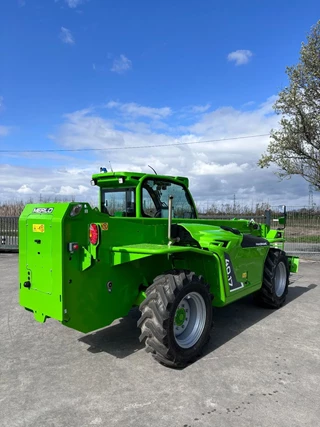 Merlo P40.17
