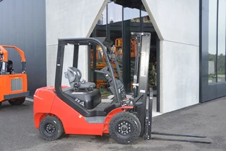 Maximal 2.5T- Diesel -A model- Triplex 5.0m -LS -Side Shift-Vorkversteller