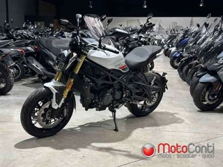 Benelli 752S