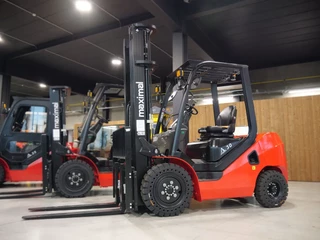 Maximal 3.0T-Diesel-A model-Triplex 4.8m -Full Free -LS - Side Shift- Vorkversteller