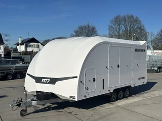 Brian James race transporter 7 550x230 3as 3.5t white