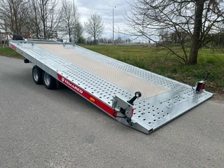 TEMARED Carkeeper 4820/2 Autotransporter 3000kg + ALU middenvloer LED + FULL OPTION 480x200cm