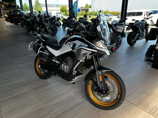 CFMOTO 800 MT
