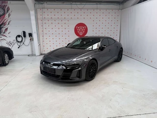 Audi 440kW Black styling pakket 21" velgen 360 camera R