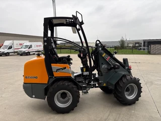 Giant G2500HD