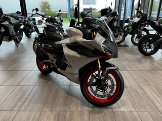 CFMOTO 450 SR