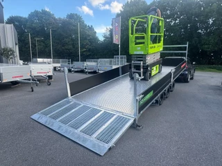 JCS Easyloader Multitransporter 550×204 cm Elektrisch kantelbaar LED Aluminium Tranenplaat - Reservewiel en steun