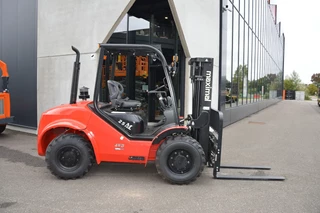 Maximal 2.5T -DIESEL-4X4-Triplex 4.35 - Kubota V2403 -Side Shift