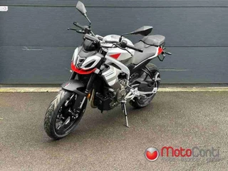 Aprilia Tuono