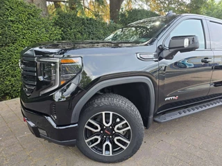 GMC Sierra