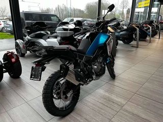 CFMOTO 450 MT