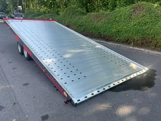 TA-NO FORMULA 30.50 FULL OPTION Autotransporter Elektrisch kantelbaar 500x210 cm Geperforeerde vloer 3000kg code : 886