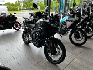 CFMOTO 700 MT