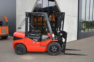 Maximal 3.0T -Diesel-M Model-Triplex 4.8m -Full Free-Kubota-Side Shift- Vorkversteller