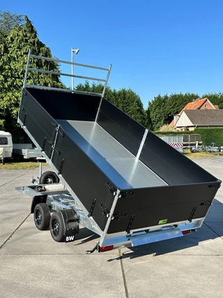 BW Trailers BW Trailer KIPPER 400x200 2as 3.5T black edition