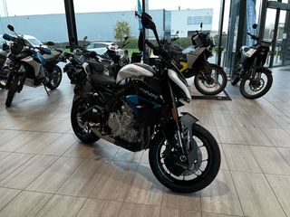 CFMOTO 675 NK