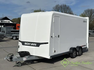 BRIAN JAMES BOXVAN 450X190 3.5T WHITE