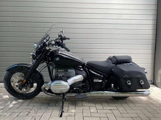 BMW R 18