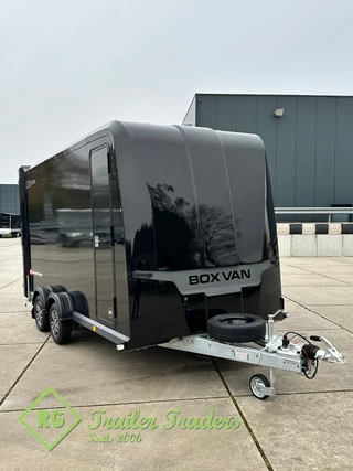 Brian James BOX VAN 400x180x200 2as 3.5T black (camera)