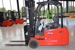 Maximal 1.6T -Elektrisch -3W-Triplex 4.8m- Full Free-Side Shift