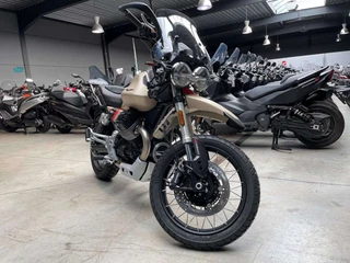 Moto Guzzi V85