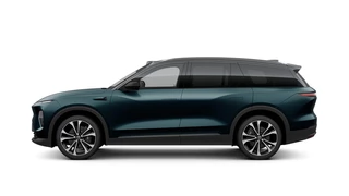 NIO EL8