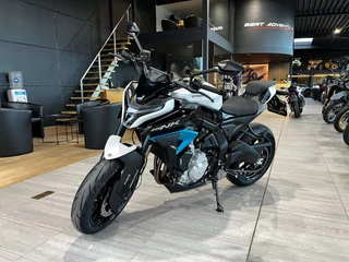 CFMOTO 675 NK