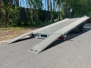 Lorries PL30-4521 Autotransporter 3000kg + ALU middenvloer LED + FULL OPTION 450x210cm