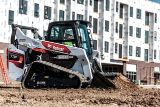 Bobcat T76